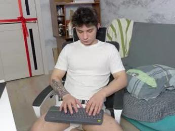 rik_and webcam model stream image