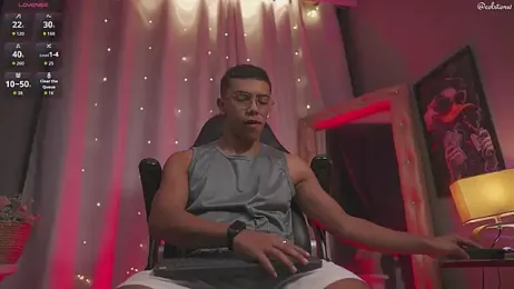 Colstorw_ webcam model stream image