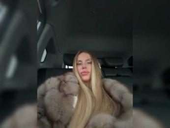 ALVUWKA webcam bongacams model stream image