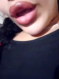 Sexlove1xo webcam model stream image