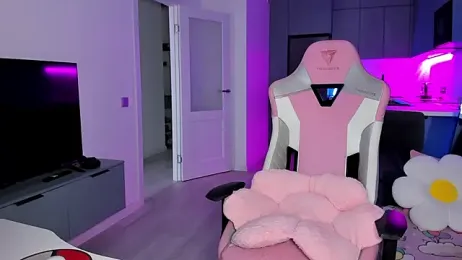 wow_lovie webcam model stream image