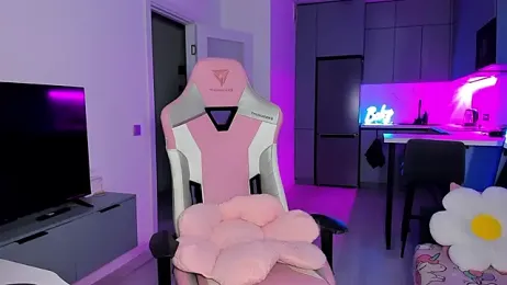 wow_lovie webcam model stream image