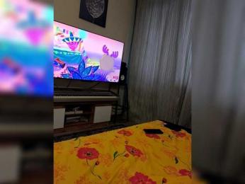 Lyoublue webcam bongacams model stream image