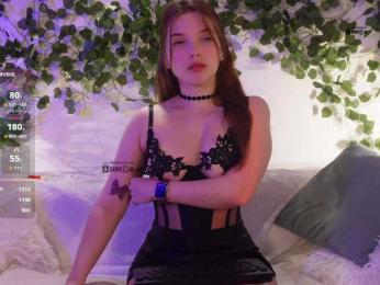 _Q_ webcam bongacams model stream image