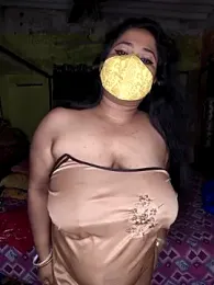 Smile-quien webcam model stream image