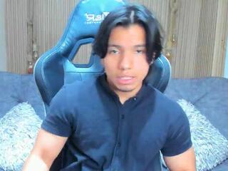 Soon Tennyson webcam model stream image