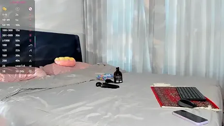 wow_lina webcam stripchat model stream image