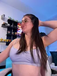 Sharon_07 webcam stripchat model stream image