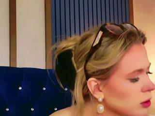 Becca Vressel webcam flirt4free model stream image