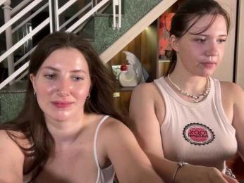 EzheVika webcam model stream image