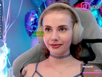 VikkiExtraCheese bongacams stream image