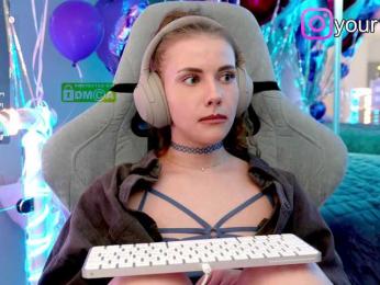 VikkiExtraCheese bongacams stream image
