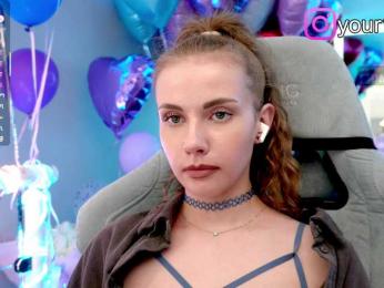 VikkiExtraCheese bongacams stream image