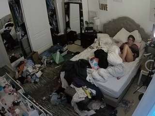 voyeurcam-hornyhostel-02 camsoda stream image