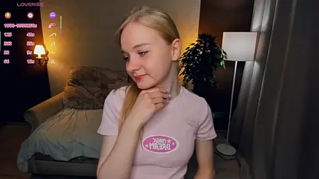 OdelinaFicken stripchat stream image