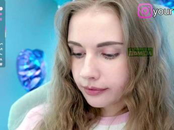 VikkiExtraCheese bongacams stream image