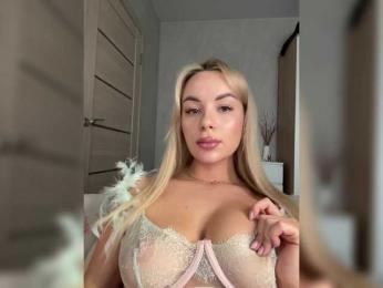 Mila-m bongacams stream image