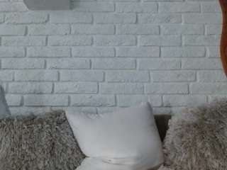 prettyjess camsoda stream image