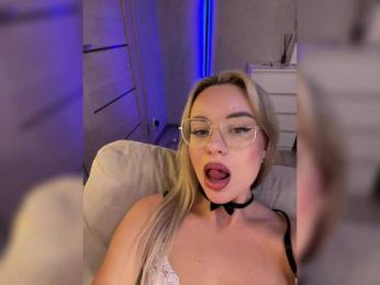 Mila-m bongacams stream image