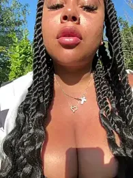 HaileyDiana stripchat stream image