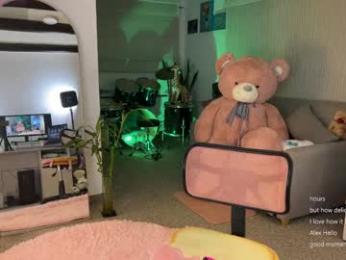 sweet_littleee chaturbate stream image