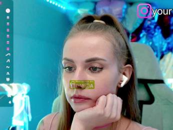 VikkiExtraCheese bongacams stream image