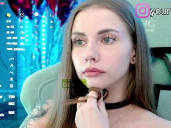 VikkiExtraCheese bongacams stream image