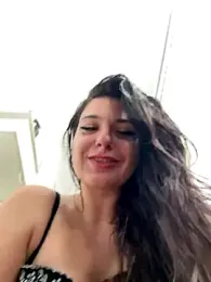 RedAssHottie stripchat stream image