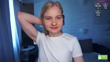 OdelinaFicken stripchat stream image