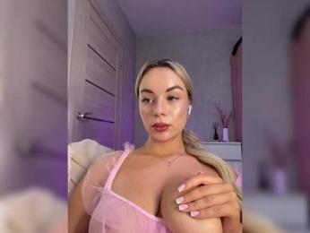 Mila-m bongacams stream image