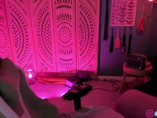 lila-ellis camsoda stream image