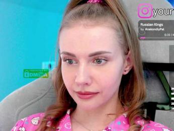 VikkiExtraCheese bongacams stream image
