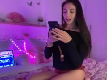 keirasworld chaturbate stream image