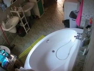 voyeurcam-julmodels-bath-1st-1 camsoda stream image