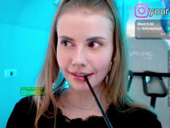 VikkiExtraCheese bongacams stream image