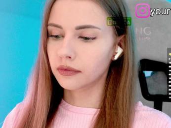 VikkiExtraCheese bongacams stream image