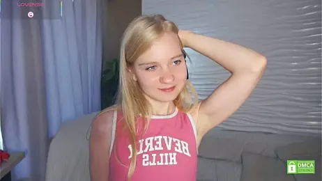 OdelinaFicken stripchat stream image