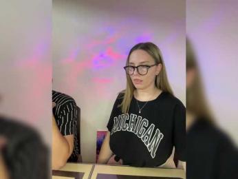 Cris_Mi bongacams stream image