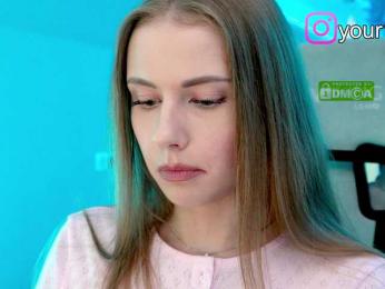 VikkiExtraCheese bongacams stream image