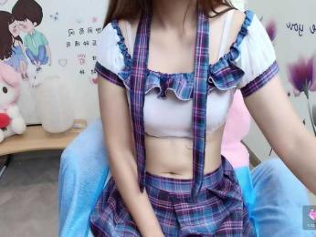 Angela19 bongacams stream image