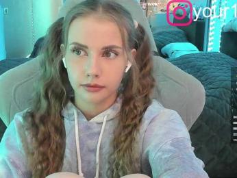 VikkiExtraCheese bongacams stream image