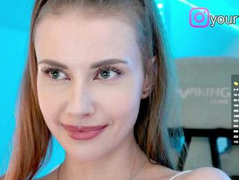 VikkiExtraCheese bongacams stream image