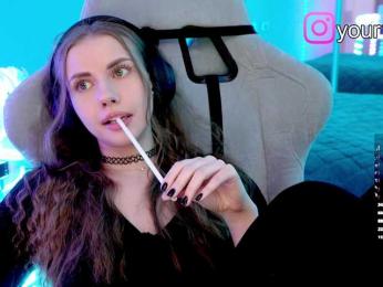 VikkiExtraCheese bongacams stream image