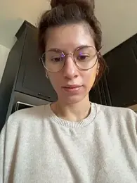 AlyonaX stripchat stream image