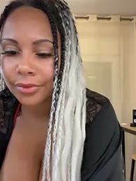 HaileyDiana stripchat stream image