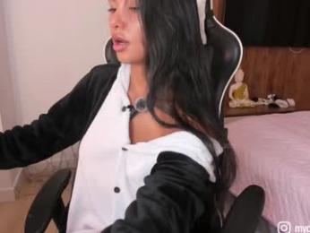 camilagomezz chaturbate stream image
