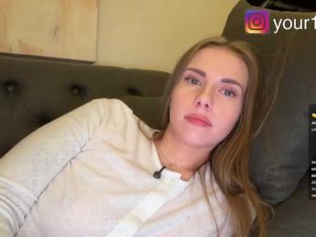 VikkiExtraCheese bongacams stream image