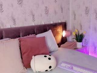 emyliesander camsoda stream image