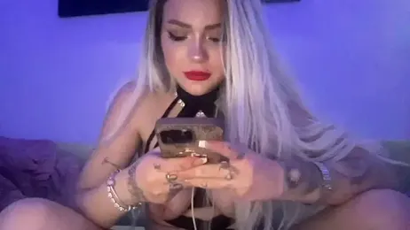 petitebeauty stripchat stream image