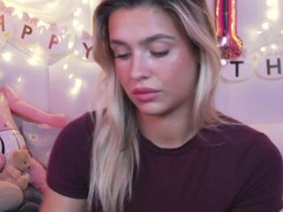 Maci Reynolds flirt4free stream image